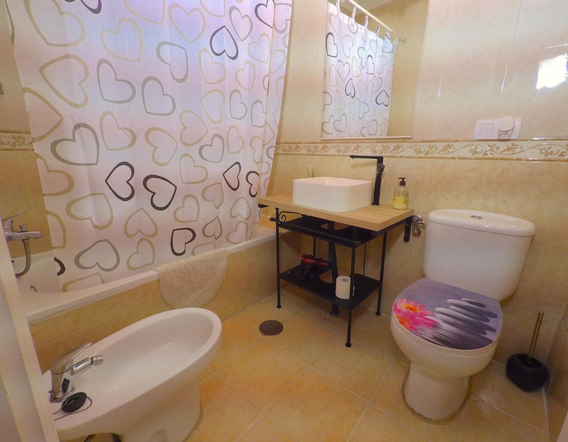 Apartamento En El Centro Para 4 Personas Sevilla Eksteriør billede